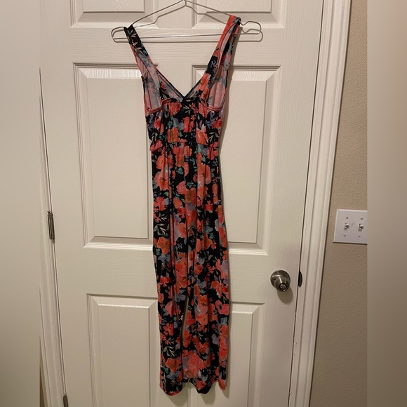 Flower jumpsuit super cute - Picture 2 of 5